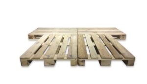 Cama de madera fabricada con palets